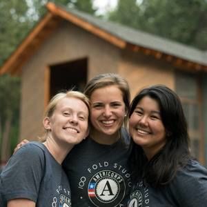 Meet your Posher, Mariel